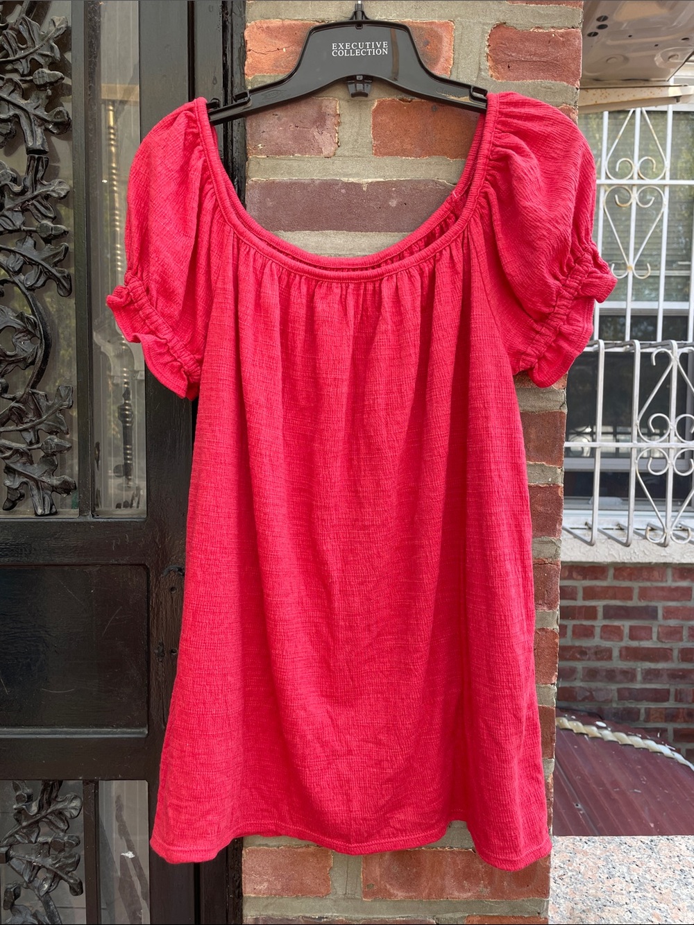 Max Studio Hot Pink Short Sleeve Peasant Tunic